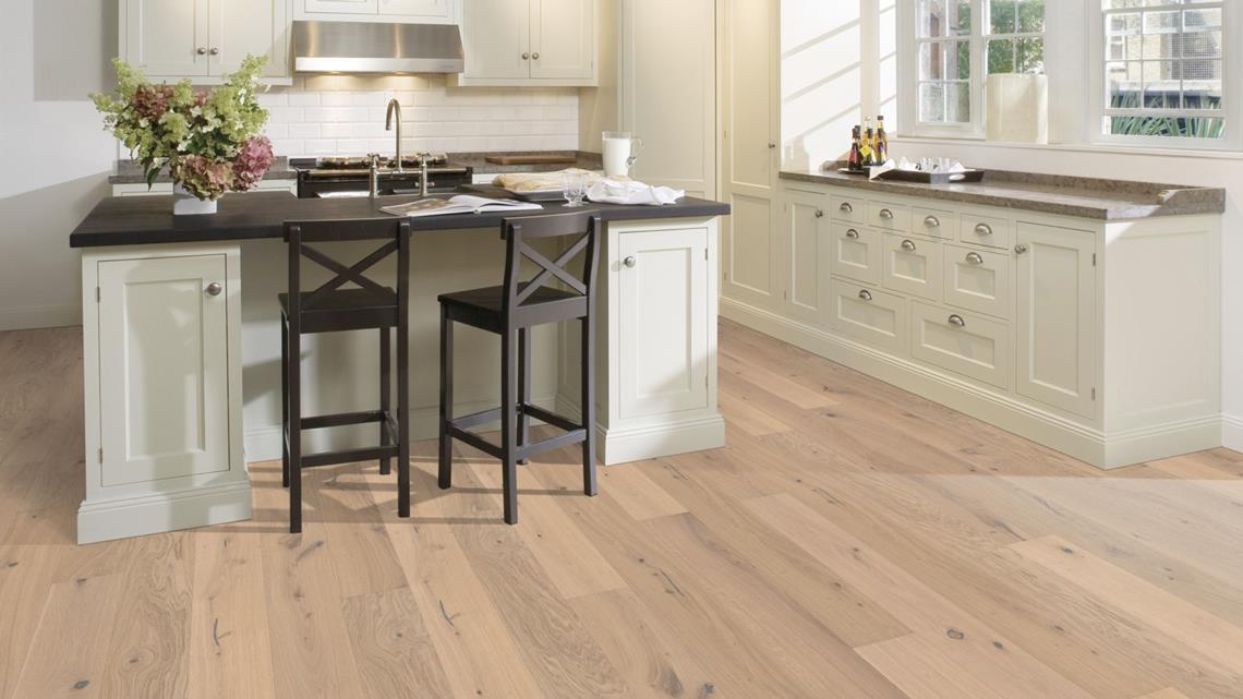 PARCHET Stratificat Stejar : OAK LARUS - New