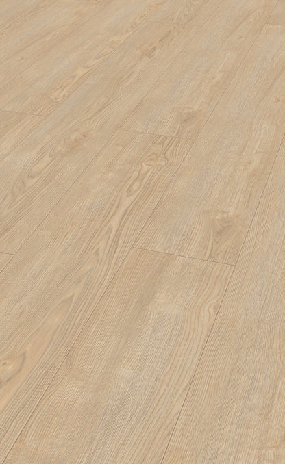 CHALET  Ruby Oak Silver M1024