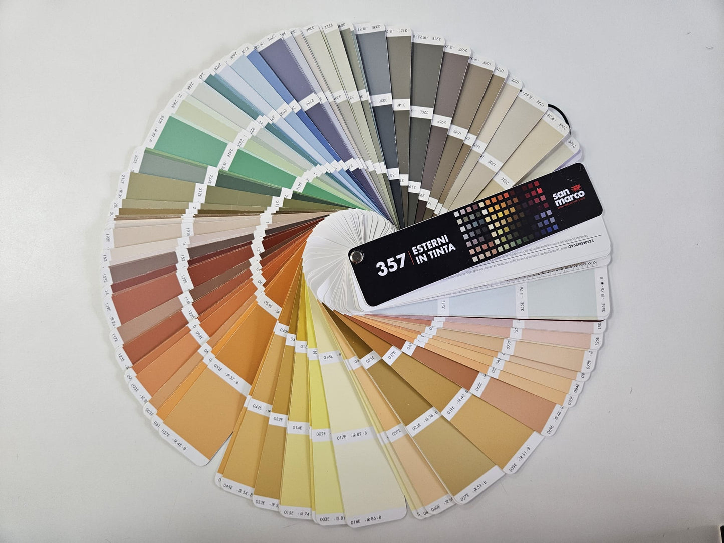 Paletar MARCROMIE 357 Culori EXTERIOR