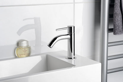 SMALL Baterie lavoar apă rece 145 mm, crom