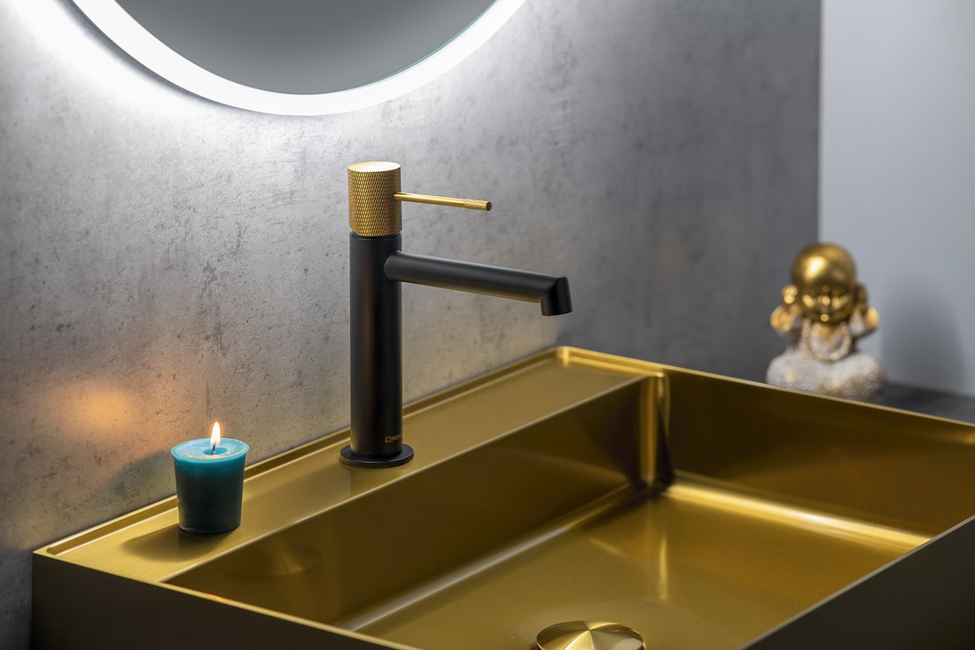 SOLARIS Baterie lavoar, negru/auriu mat