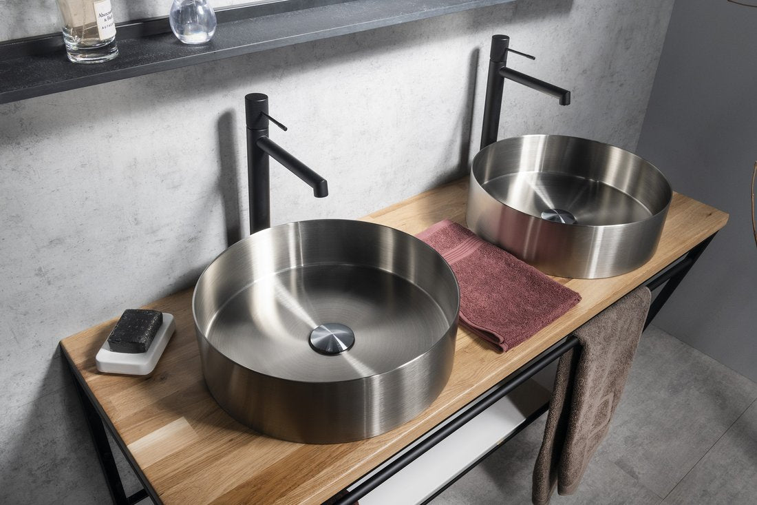 SOLARIS Baterie lavoar înaltă, negru mat