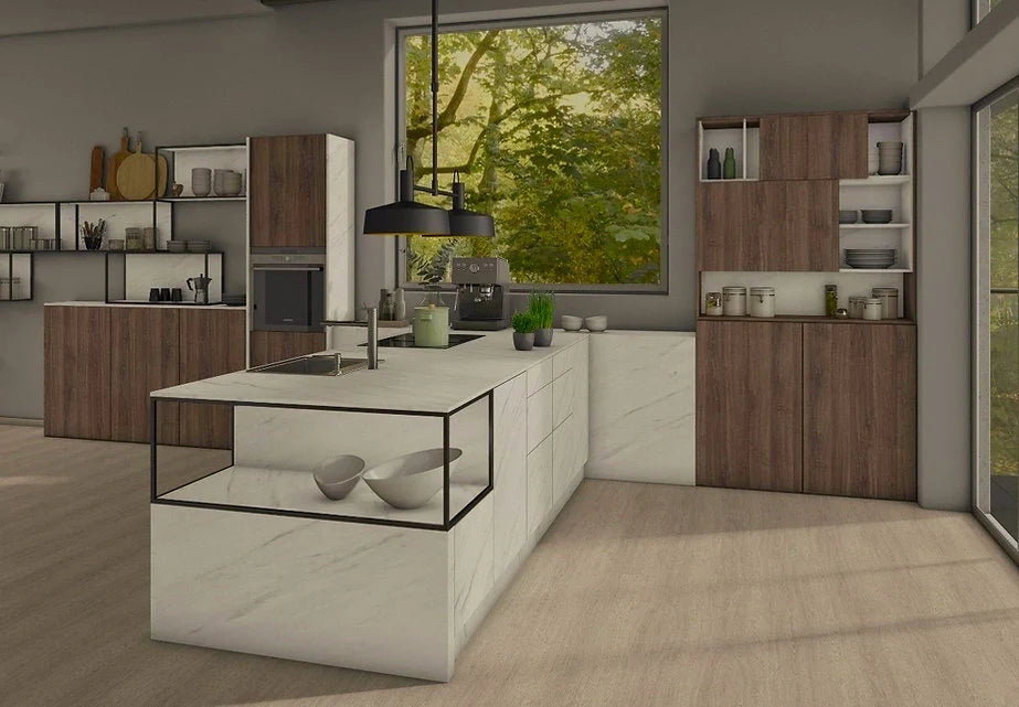 SPC WOLF On Fleek REEUCW005