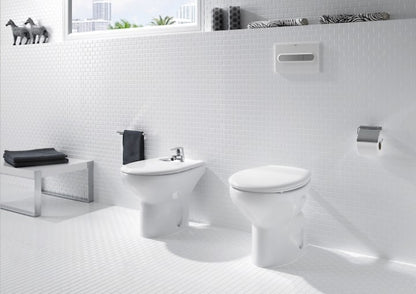 Victoria Vas WC pe pardoseala  35x48 cm evacuare orizontala