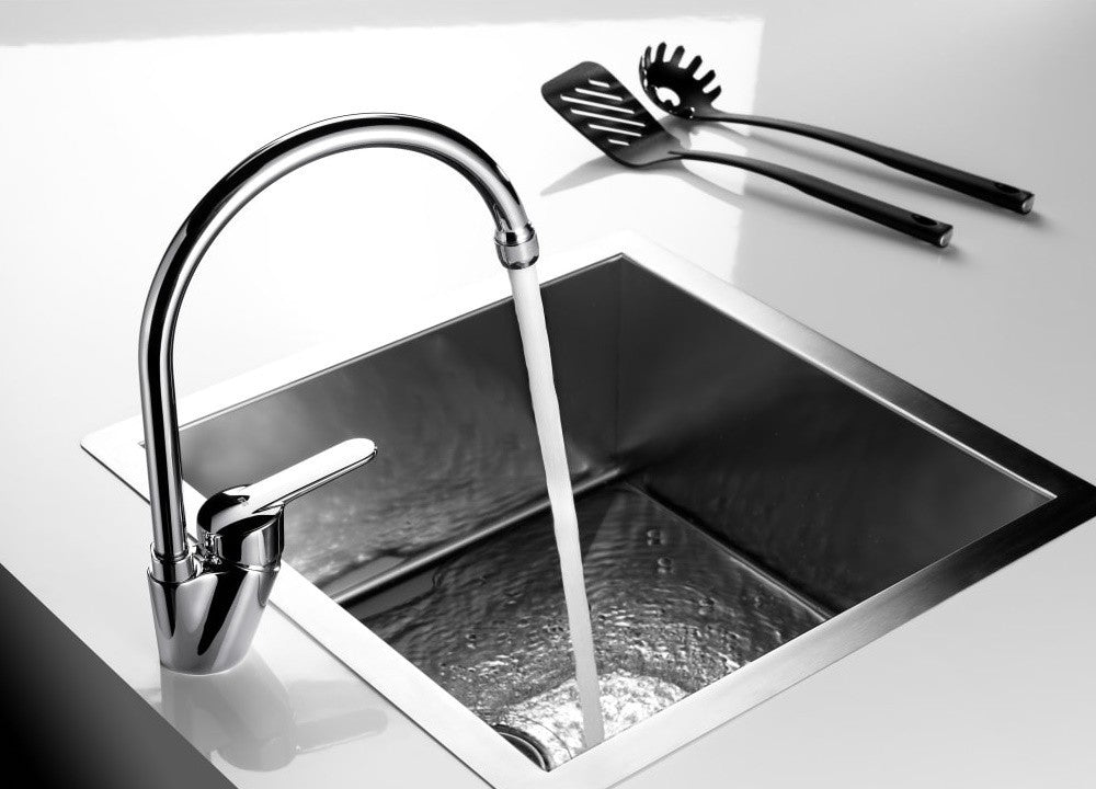 Victoria  Baterie chiuveta bucatarie monocomanda H32 cm