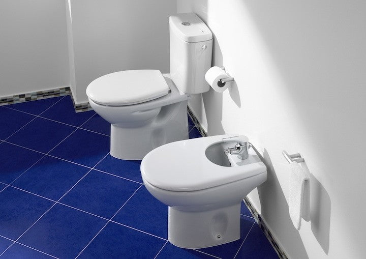 Victoria Set promo Vas WC pe pardoseala cu rezervor aparent si capac  36x67 cm evacuare verticala